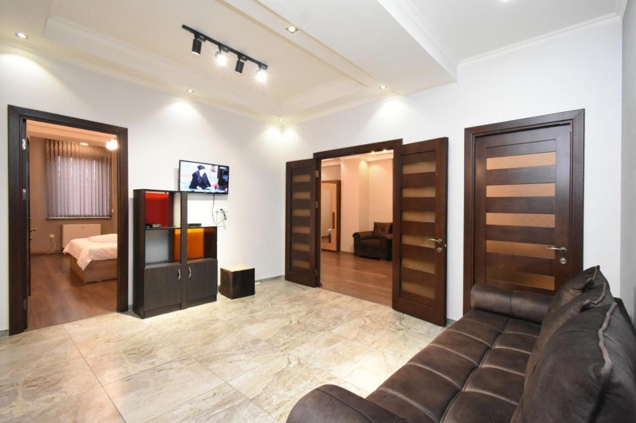 Ferienwohnung Malibu Erivan Exterior foto